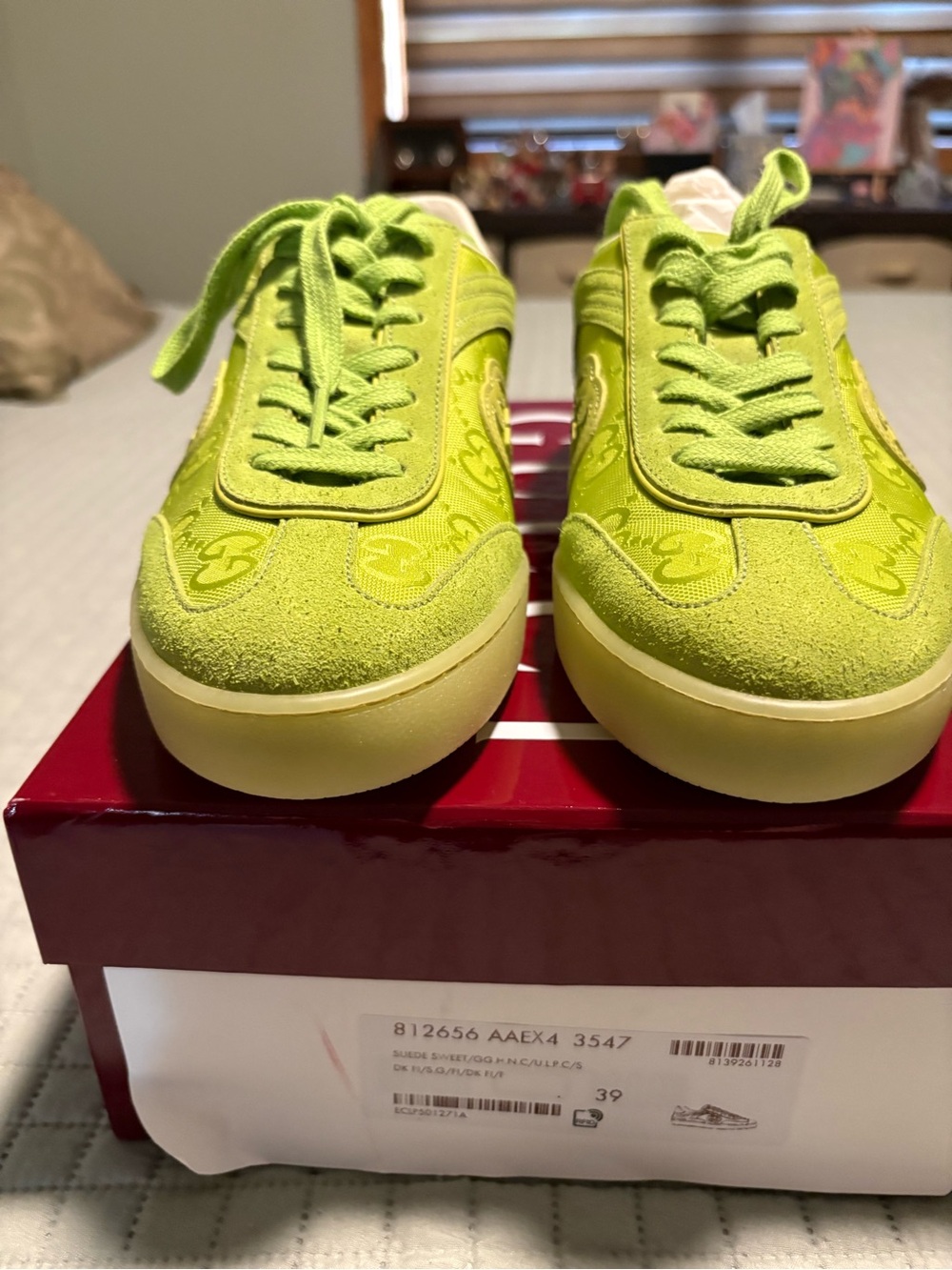 Gucci Neon Green Low-Top Sneakers. 100% Authentic - Picture 6 of 7